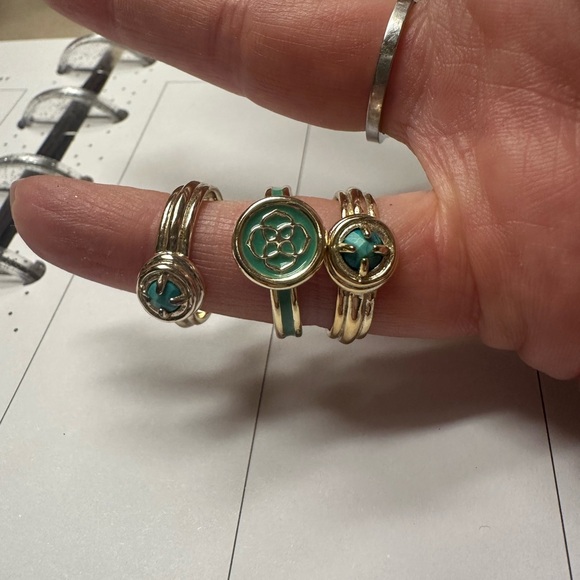 Kendra Scott stack of rings - Picture 4 of 4